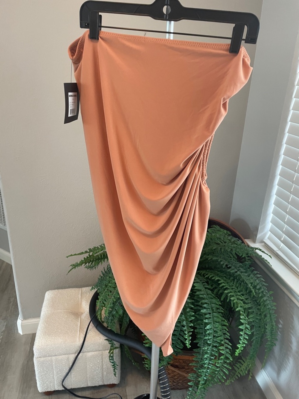 Norma Kamali Diana Bra Top with Gathered Side in Salmon - Picture 12 of 12